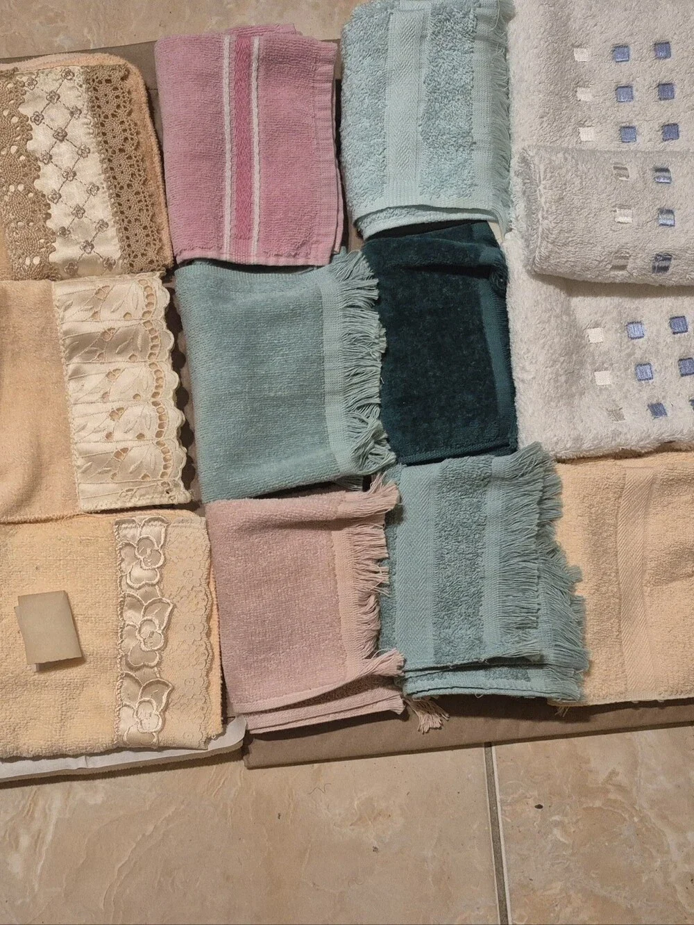 16 Single High Quality Extra Fancy Face Towels New